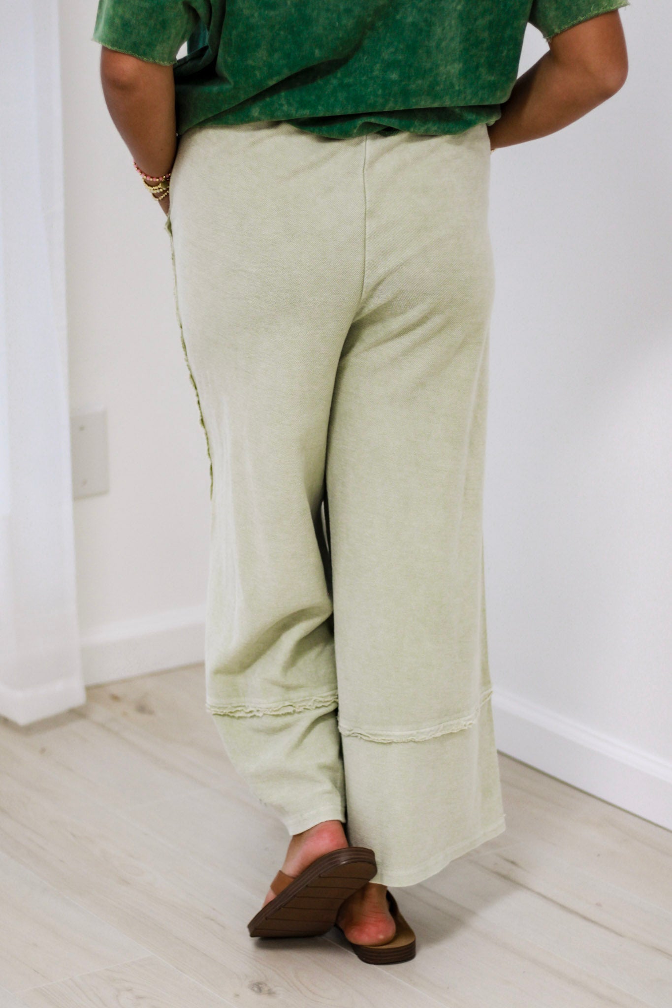 Stand Up Gal Wide Leg Pants in Faded Olive