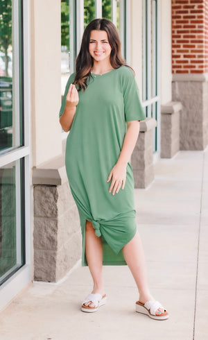 I'm Talking Cuteness Midi Dress in Olive