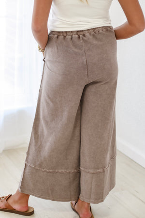 Stand Up Gal Wide Leg Pants in Espresso