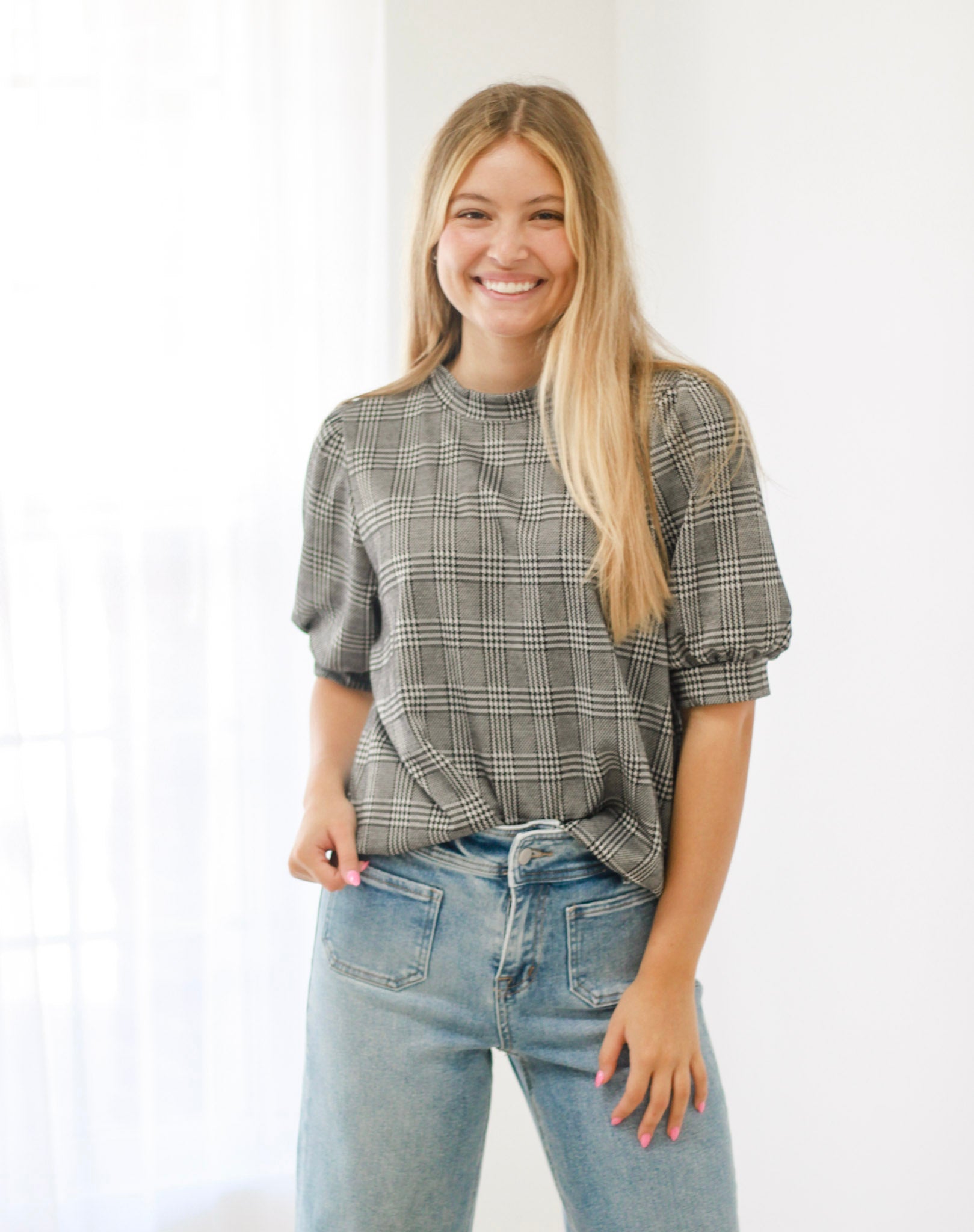 Working Weekdays Black & White Top