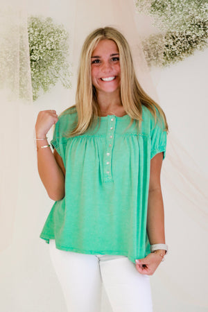 Summer Fresh Top in Atlantis Green