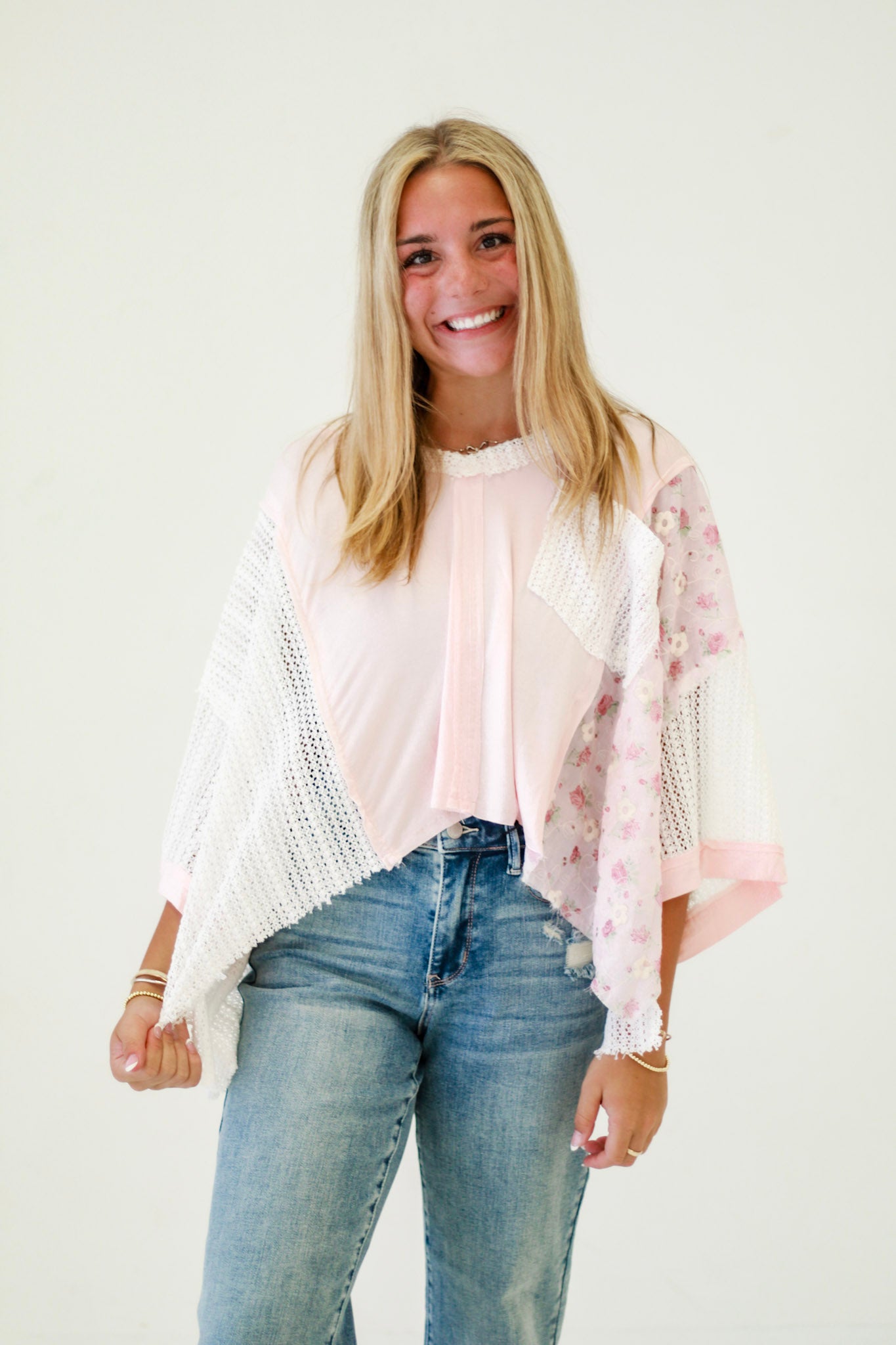 Relaxed Vibe V-Neck Top in Pale Pink