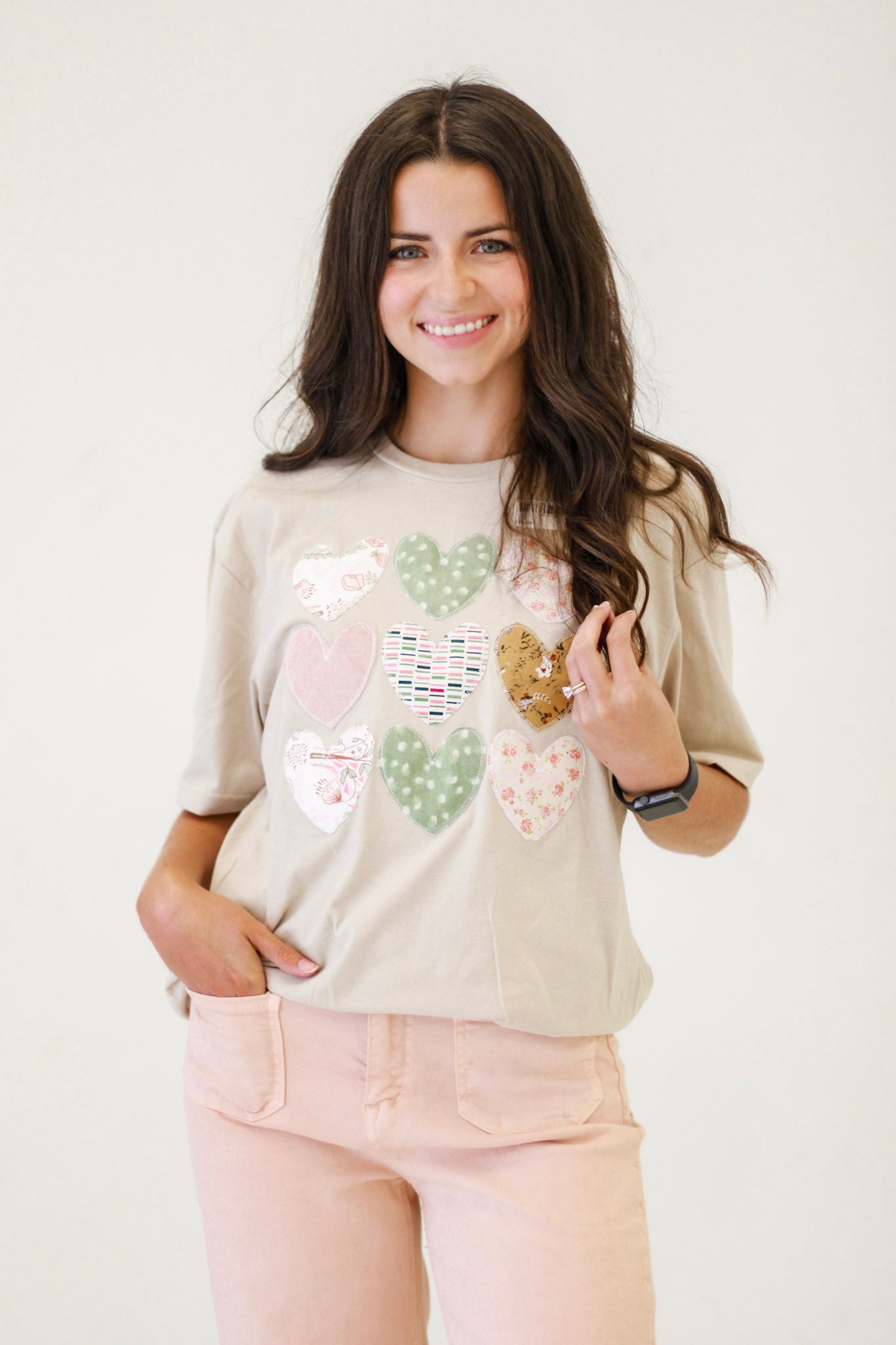 Stacked Hearts Cottage Sand Patchwork Tee