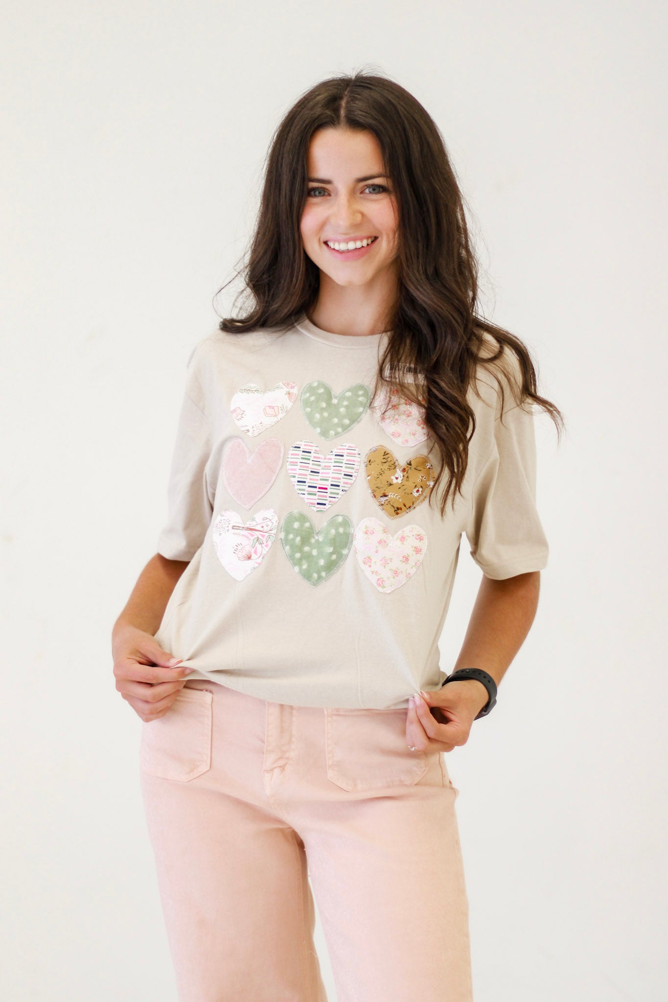 Stacked Hearts Cottage Sand Patchwork Tee